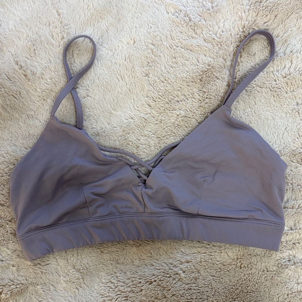 ALO Yoga Light Purple Sports Bra